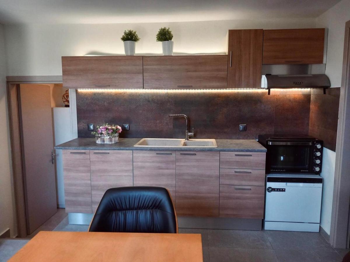 Moxy Paxos Apartments ไกออส ภายนอก รูปภาพ