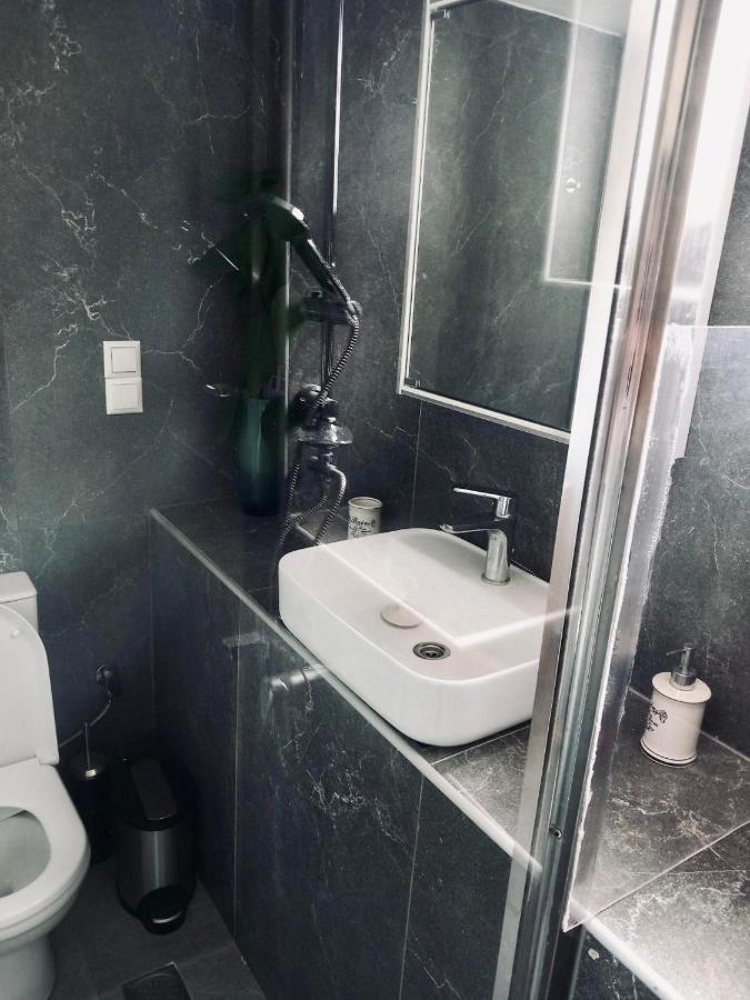 Moxy Paxos Apartments ไกออส ภายนอก รูปภาพ